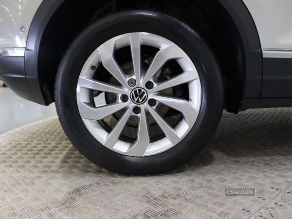 Used Volkswagen T-Roc 2023 for sale - 76372051: Photo 24