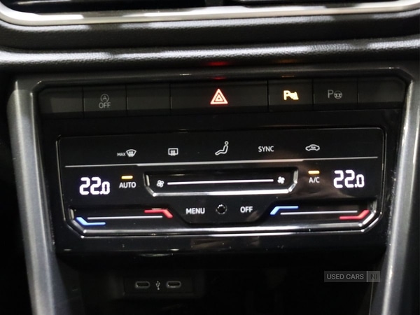 Used Volkswagen T-Roc 2023 for sale - 76372051: Photo 28