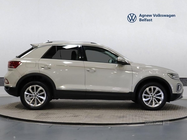 Used Volkswagen T-Roc 2023 for sale - 76372051: Photo 4