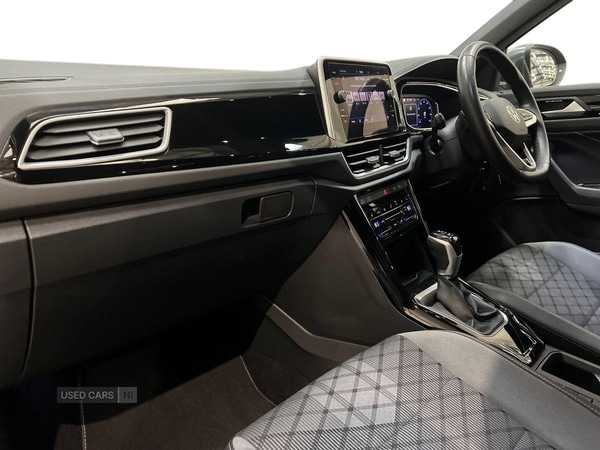 Used Volkswagen T-Roc 2024 for sale - 76667620: Photo 2