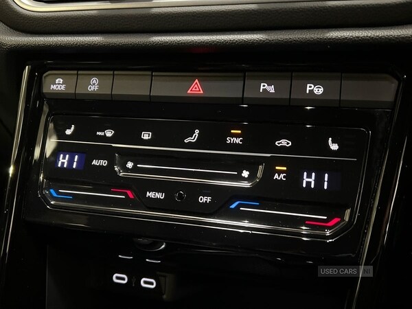 Used Volkswagen T-Roc 2024 for sale - 76667620: Photo 28