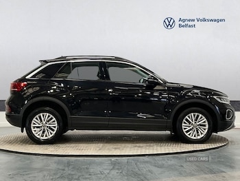 Used Volkswagen T-Roc 2024 for sale - 77784879: Photo