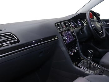 Used Volkswagen Golf 2019 for sale - 76474006: Photo