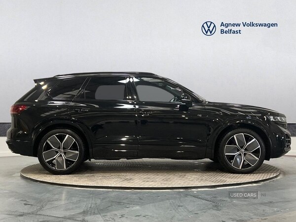 Used Volkswagen Touareg 2024 for sale - 76927319: Photo 4