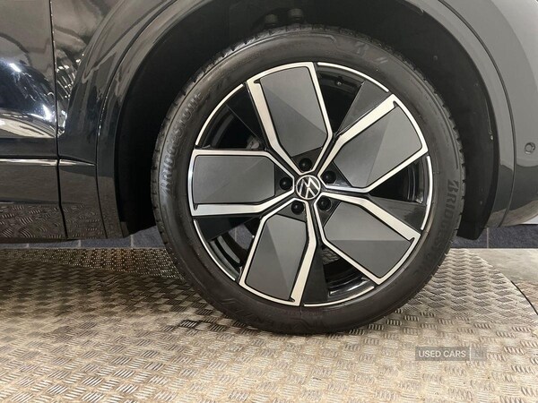 Used Volkswagen Touareg 2024 for sale - 76927319: Photo 5