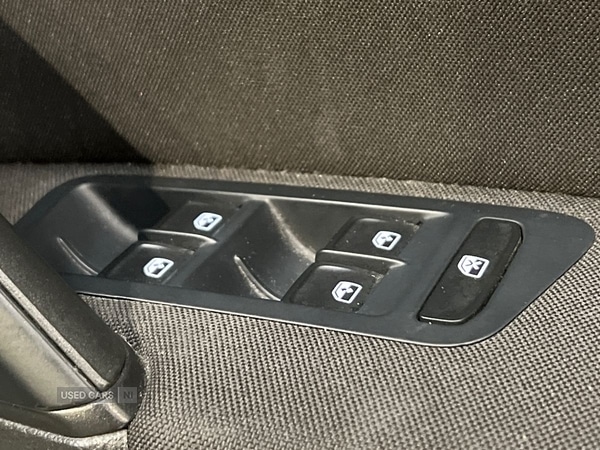 Used Volkswagen Golf 2018 for sale - 77230845: Photo 29