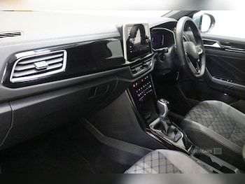 Used Volkswagen T-Roc 2025 for sale - 75770359: Photo