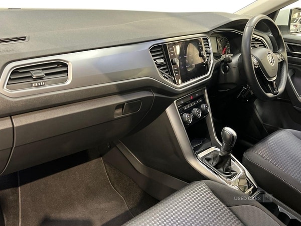Used Volkswagen T-Roc 2021 for sale - 76284471: Photo 2