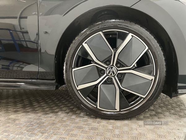 Used Volkswagen Golf 2025 for sale - 76900003: Photo 5