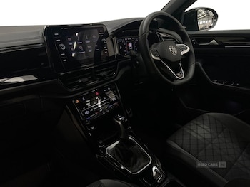 Used Volkswagen T-Roc 2025 for sale - 79544502: Photo