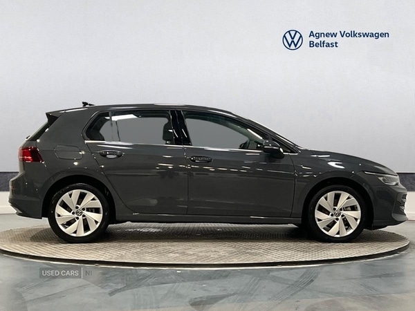 Used Volkswagen Golf 2025 for sale - 76899987: Photo 4