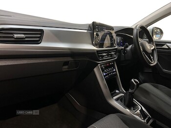 Used Volkswagen T-Roc 2025 for sale - 77280301: Photo