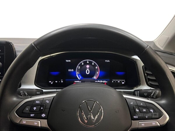 Used Volkswagen T-Roc 2025 for sale - 77280301: Photo 8