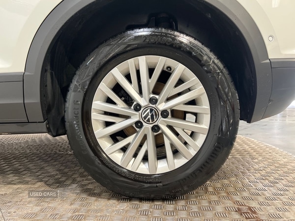 Used Volkswagen T-Roc 2023 for sale - 77387921: Photo 25