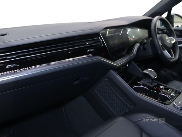 Used Volkswagen Touareg 2025 for sale - 76513927: Photo 2