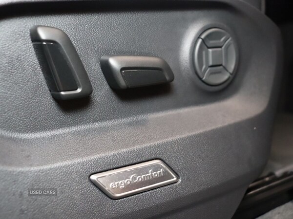 Used Volkswagen Touareg 2025 for sale - 76513927: Photo 29