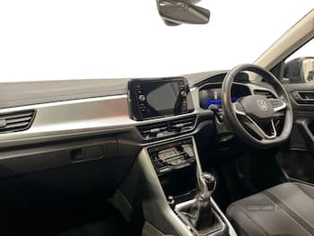Used Volkswagen T-Roc 2023 for sale - 79781380: Photo
