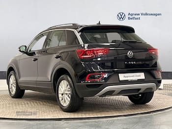 Used Volkswagen T-Roc 2023 for sale - 79781380: Photo