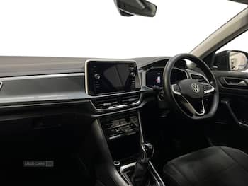 Used Volkswagen T-Roc 2023 for sale - 79781399: Photo