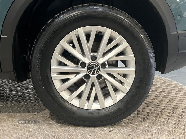 Used Volkswagen T-Roc 2023 for sale - 76551342: Photo 25