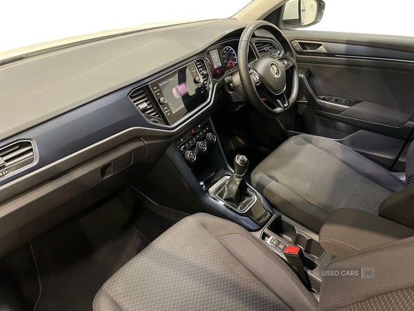 Used Volkswagen T-Roc 2021 for sale - 77017622: Photo 2