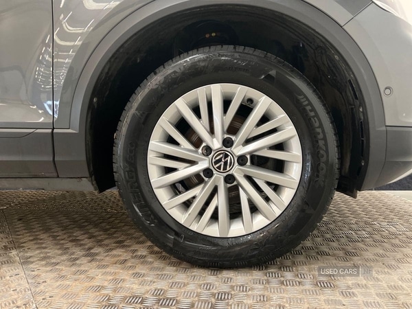 Used Volkswagen T-Roc 2023 for sale - 77626647: Photo 5