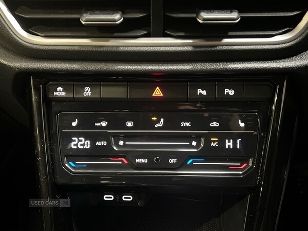 Used Volkswagen T-Roc 2024 for sale - 77292239: Photo 28