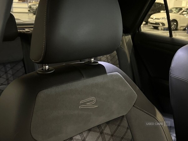 Used Volkswagen T-Roc 2024 for sale - 77292239: Photo 32