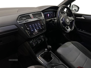 Used Volkswagen Tiguan 2019 for sale - 79591348: Photo
