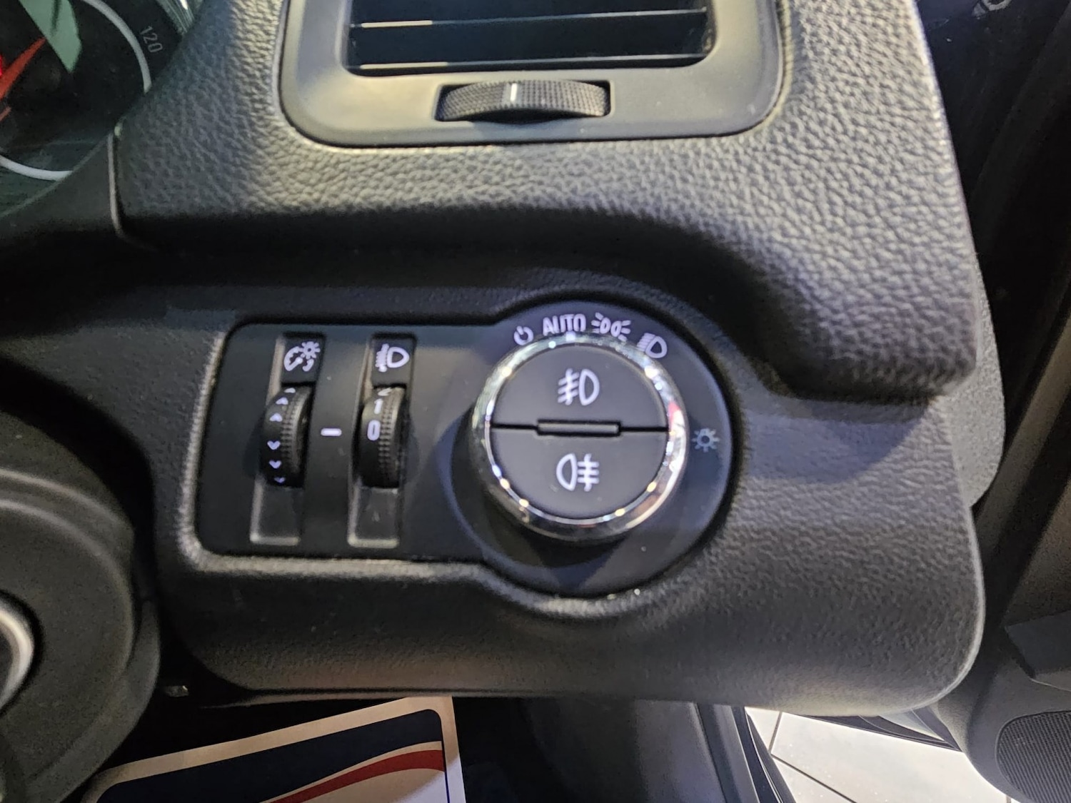 Used Vauxhall Insignia 2017 for sale - 78182802: Photo 18