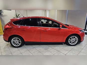 Used Ford Focus 2015 for sale - 78182821: Photo