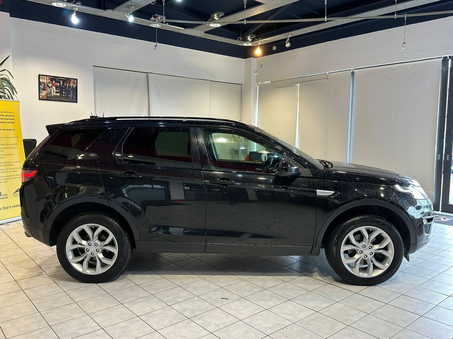 Used Land Rover Discovery Sport 2017 for sale - 77541388: Photo 10