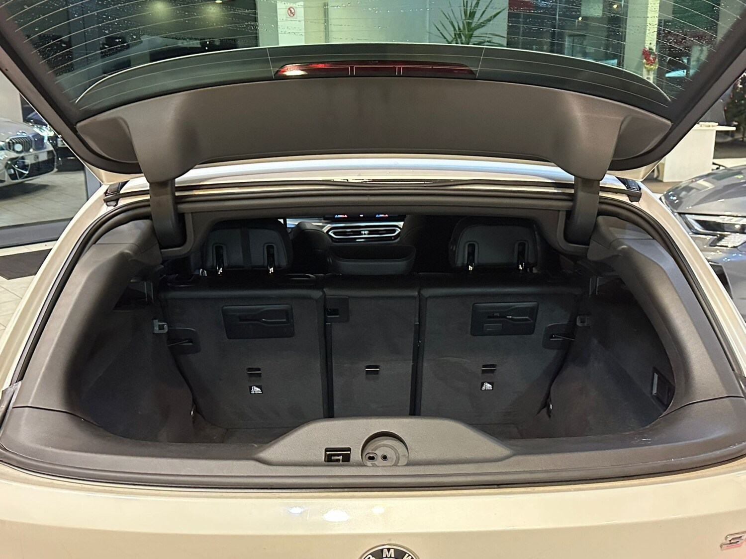 Used BMW 5 Series 2017 for sale - 77541378: Photo 30