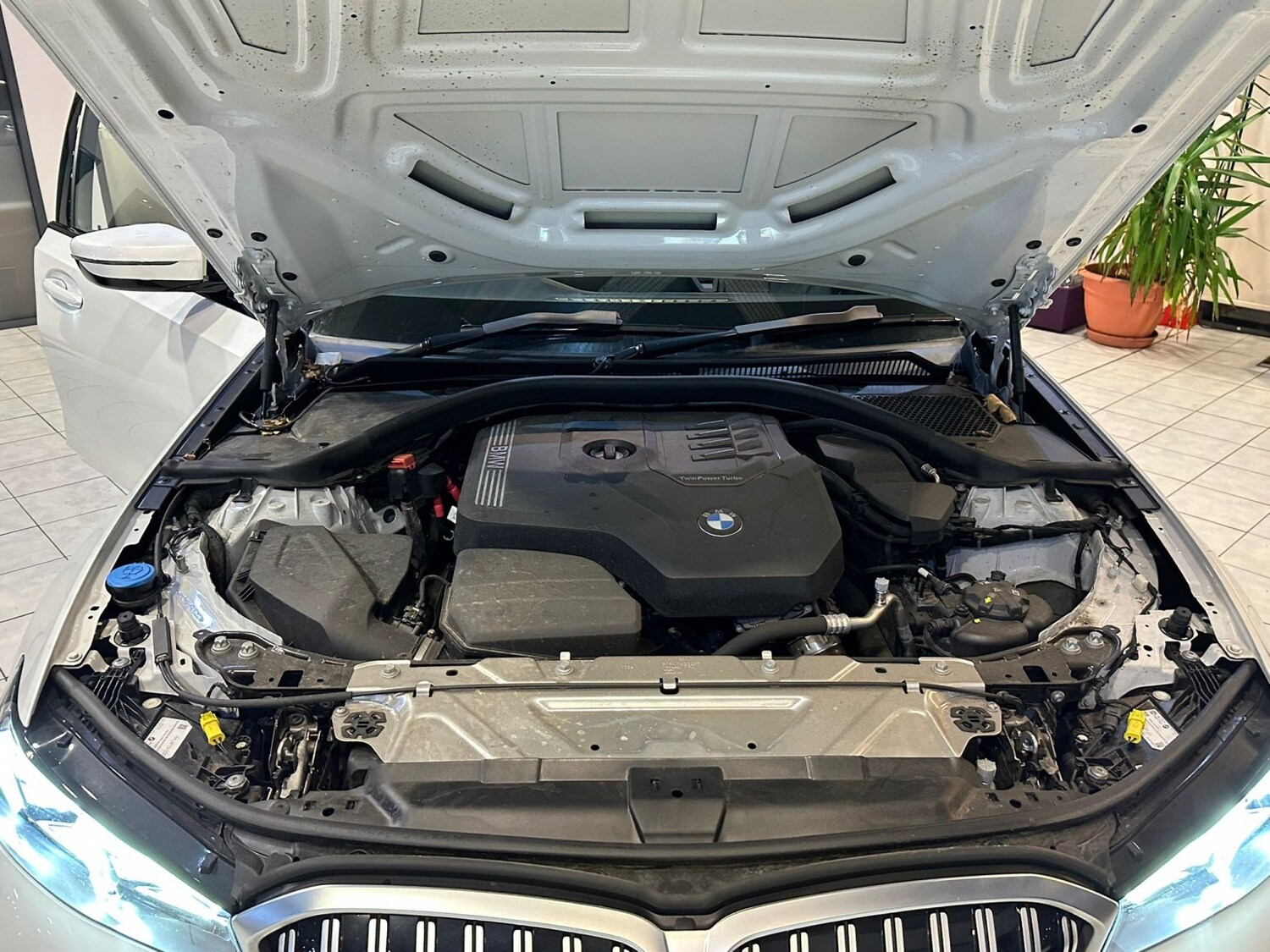 Used BMW 5 Series 2017 for sale - 77541378: Photo 42