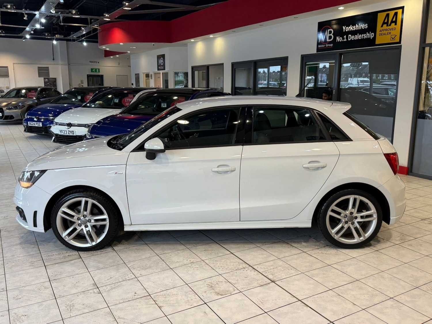 Used Audi A1 2012 for sale - 77541370: Photo 4