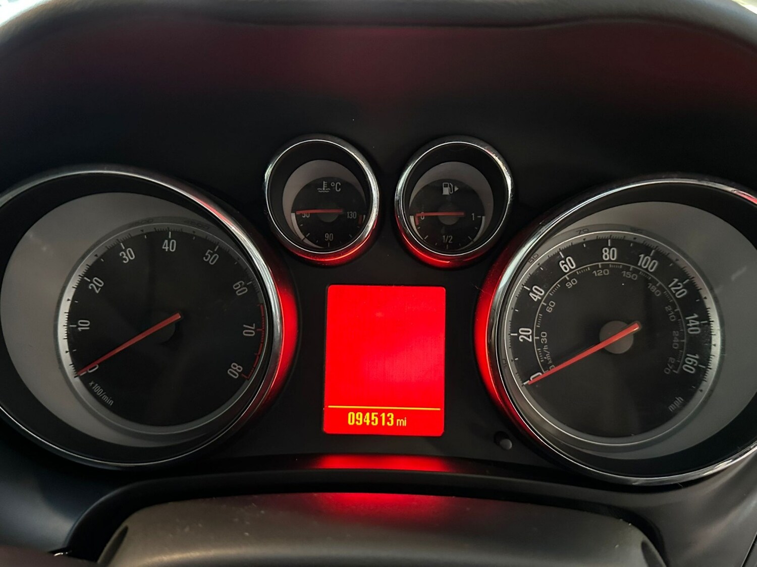 Used Vauxhall Zafira 2015 for sale - 77541397: Photo 27