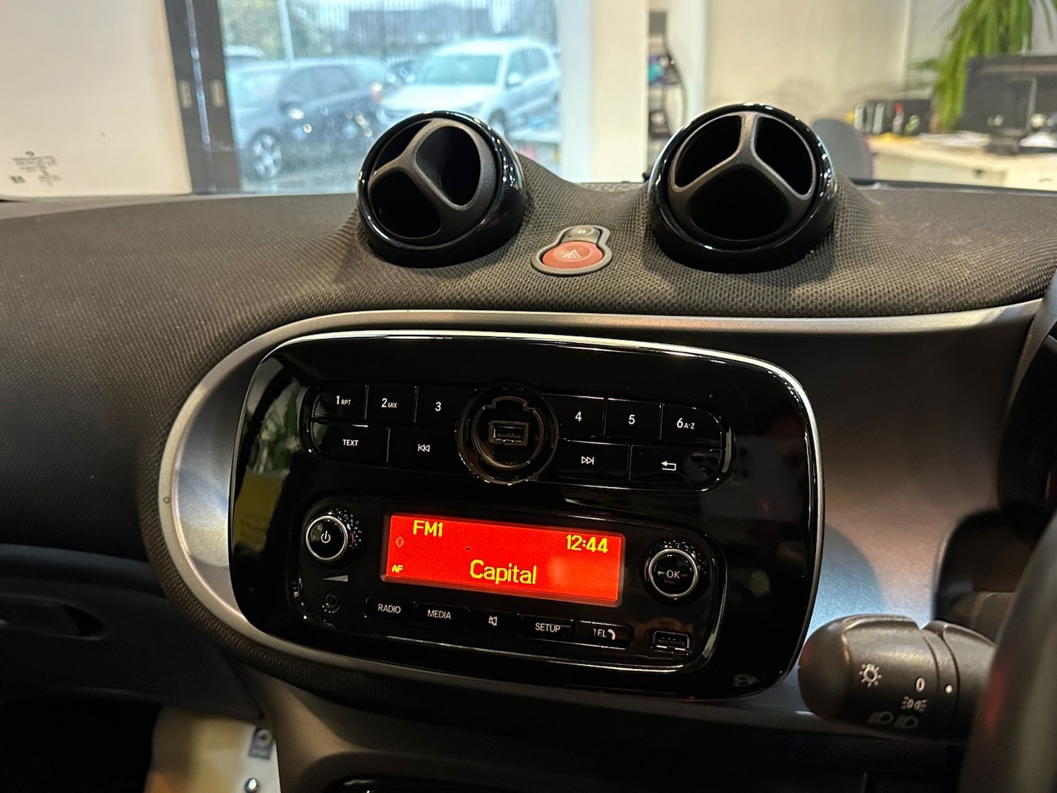 Used smart fortwo 2018 for sale - 77541379: Photo 21