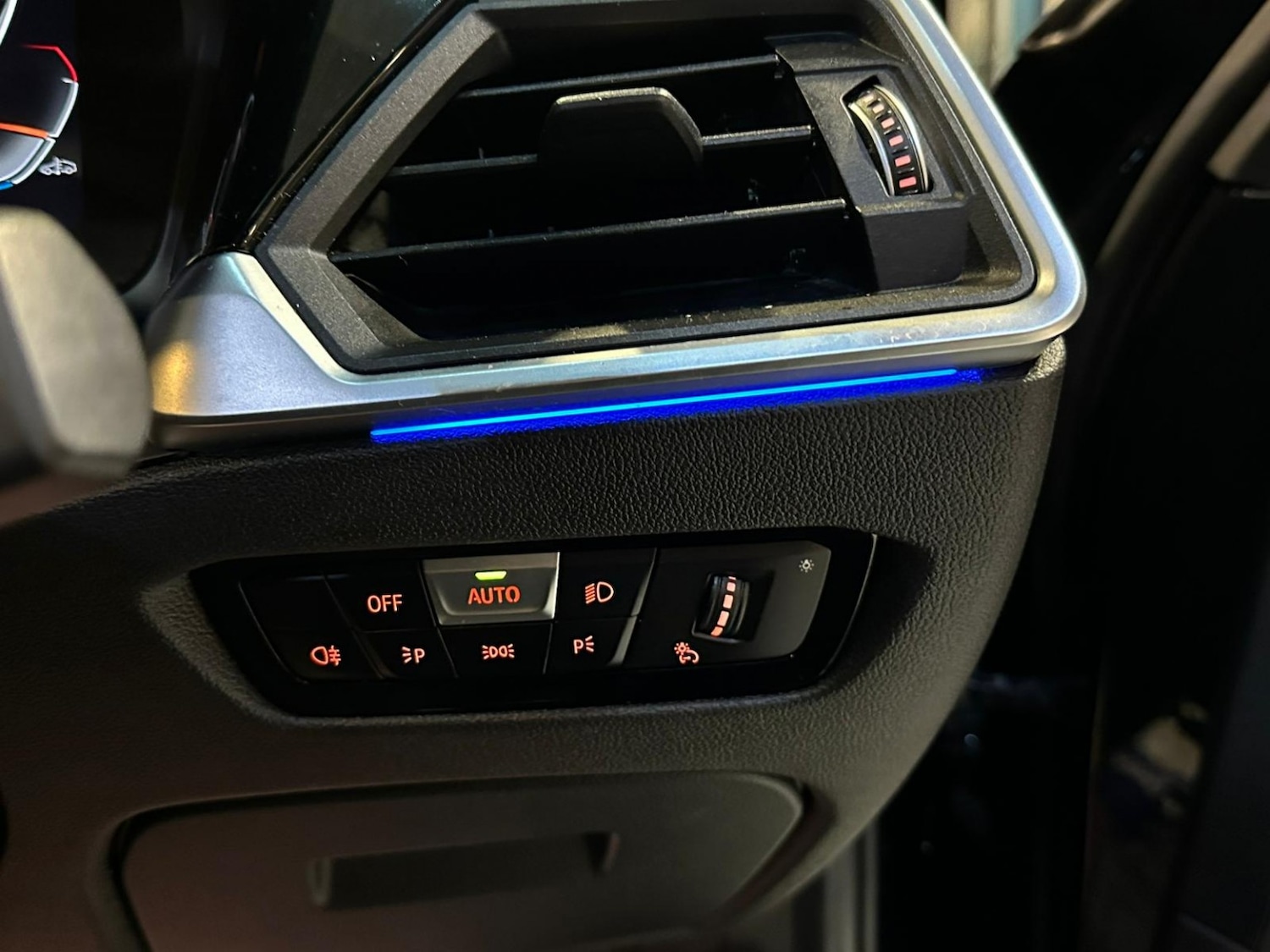 Used BMW 3 Series 2020 for sale - 77541372: Photo 24