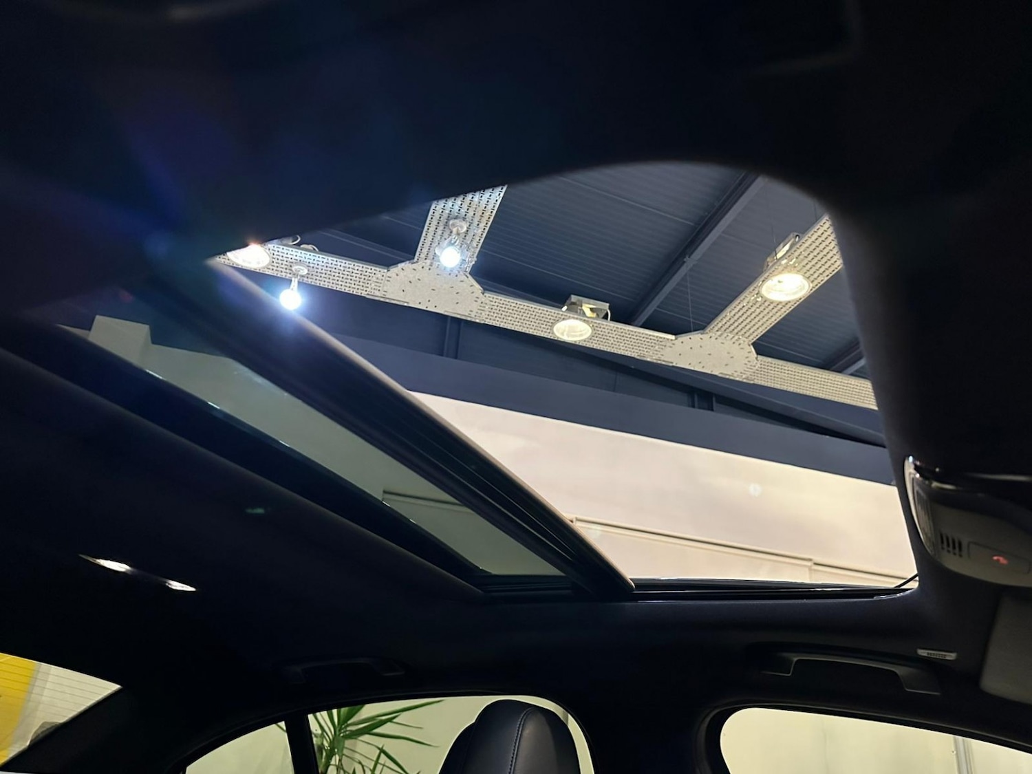 Used BMW 3 Series 2020 for sale - 77541372: Photo 37