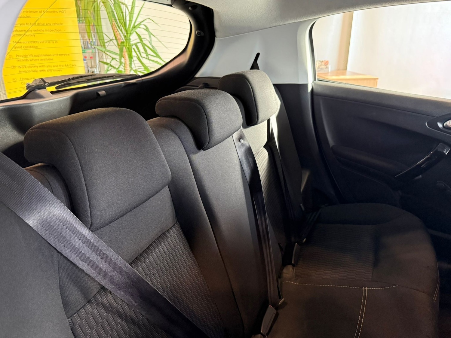 Used Peugeot 208 2016 for sale - 77668508: Photo 10