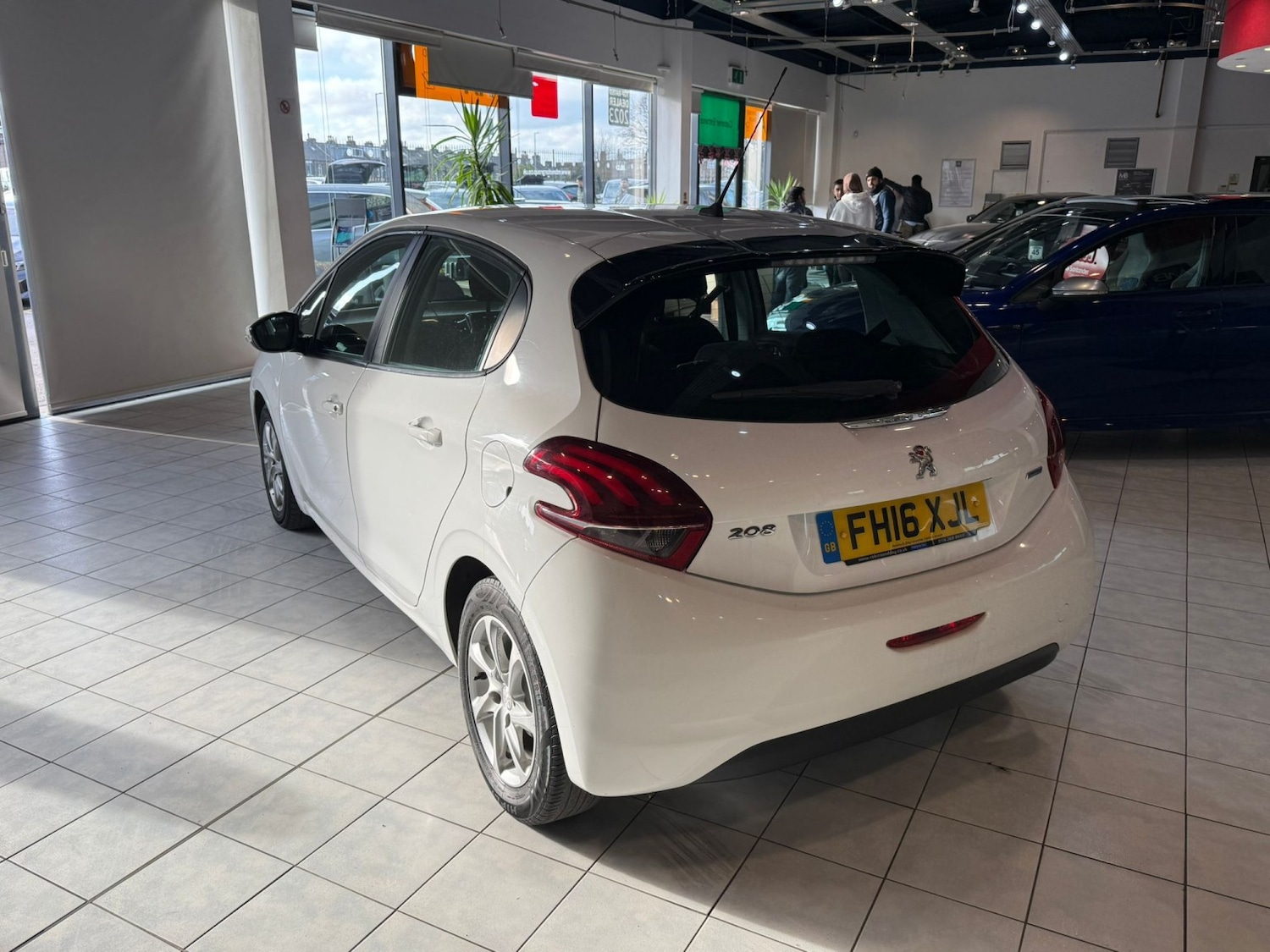 Used Peugeot 208 2016 for sale - 77668508: Photo 6