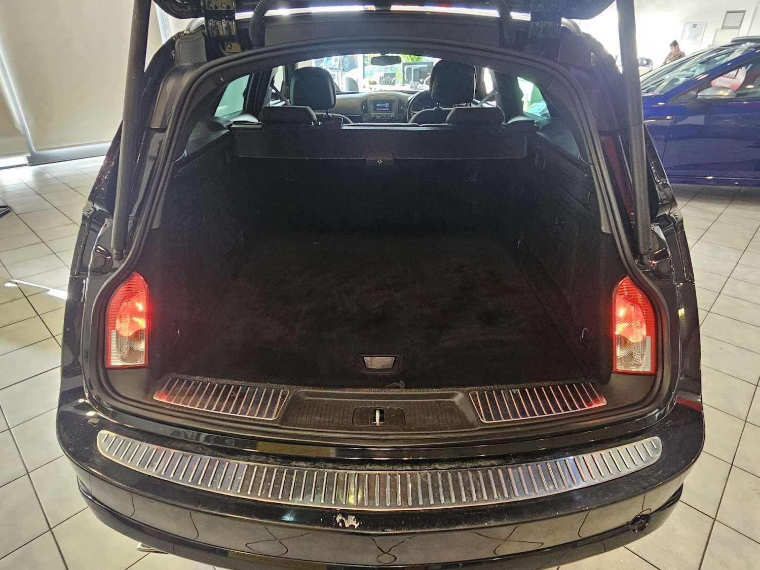 Used Vauxhall Insignia 2017 for sale - 77668598: Photo 7