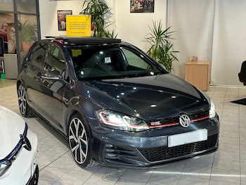 Used Volkswagen Golf 2018 for sale - 77584438: Photo