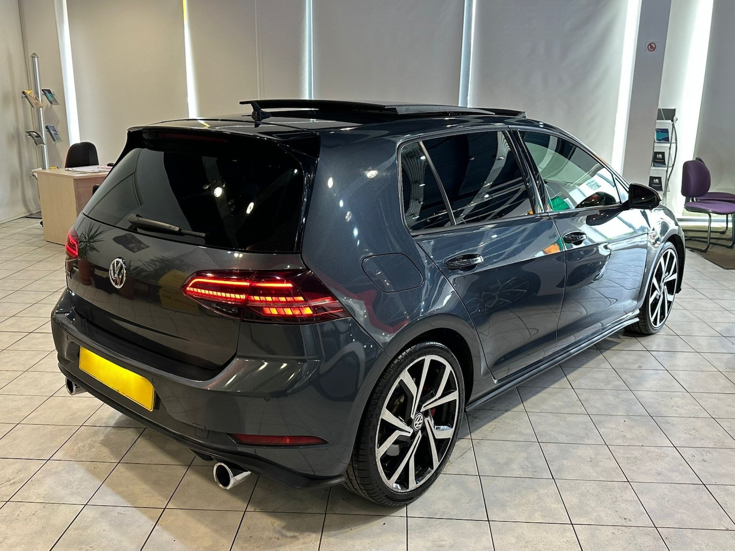 Used Volkswagen Golf 2018 for sale - 77584438: Photo 7