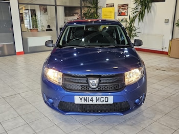 Used Dacia Sandero 2014 for sale - 78545790: Photo