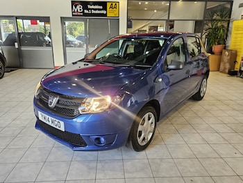 Used Dacia Sandero 2014 for sale - 78545790: Photo