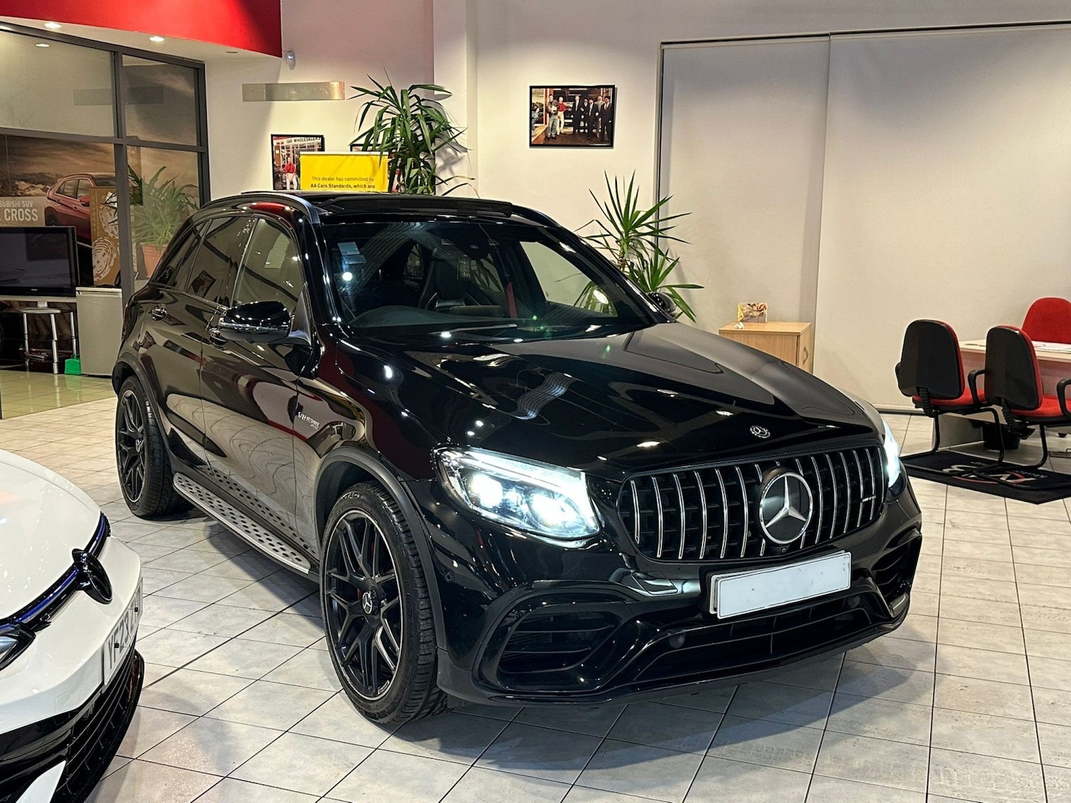 Used Mercedes-Benz GLC 2018 for sale - 77572870: Photo 2