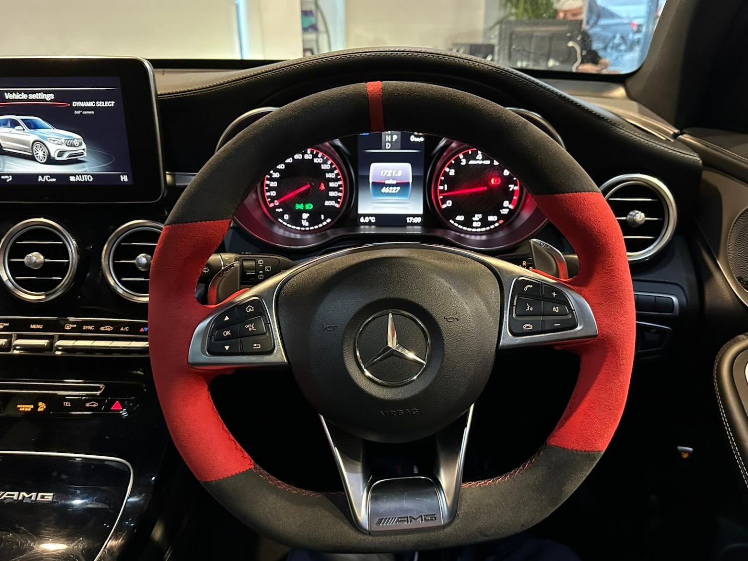 Used Mercedes-Benz GLC 2018 for sale - 77572870: Photo 31