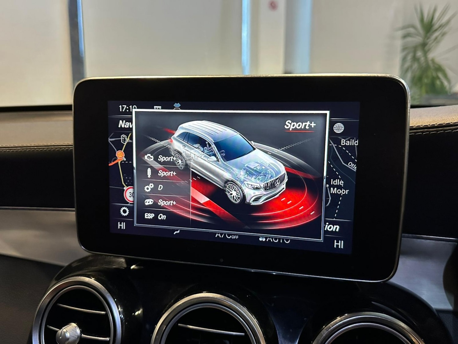 Used Mercedes-Benz GLC 2018 for sale - 77572870: Photo 42