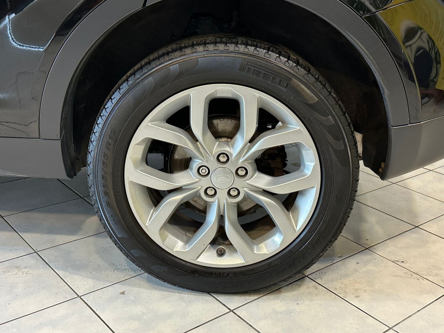 Used Land Rover Discovery Sport 2017 for sale - 78182769: Photo 13